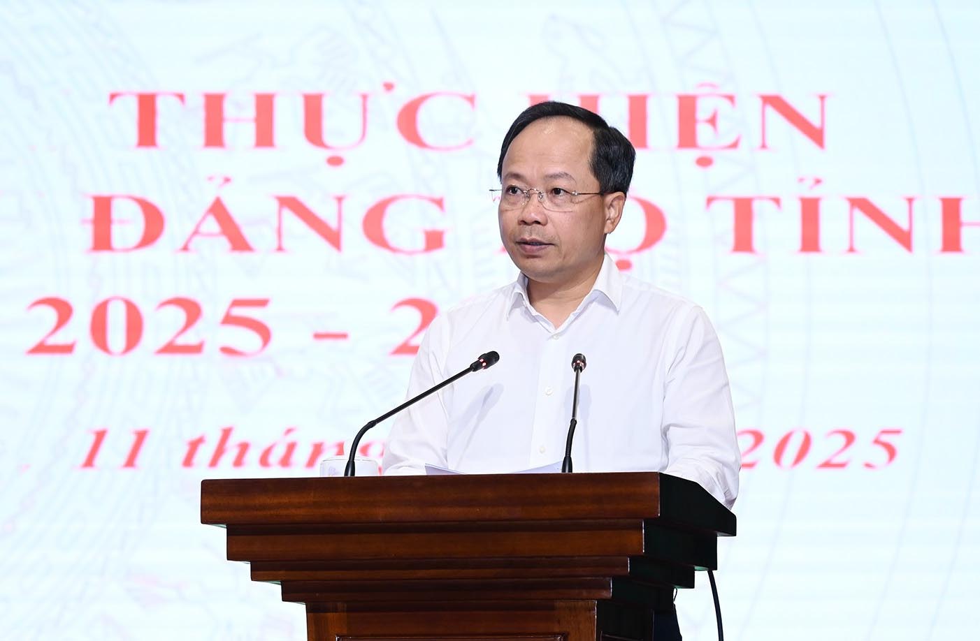 Bi thu Tinh uy Ha Tinh Nguyen Duy Lam phat bieu ket luan. Anh: Tran Tuan.