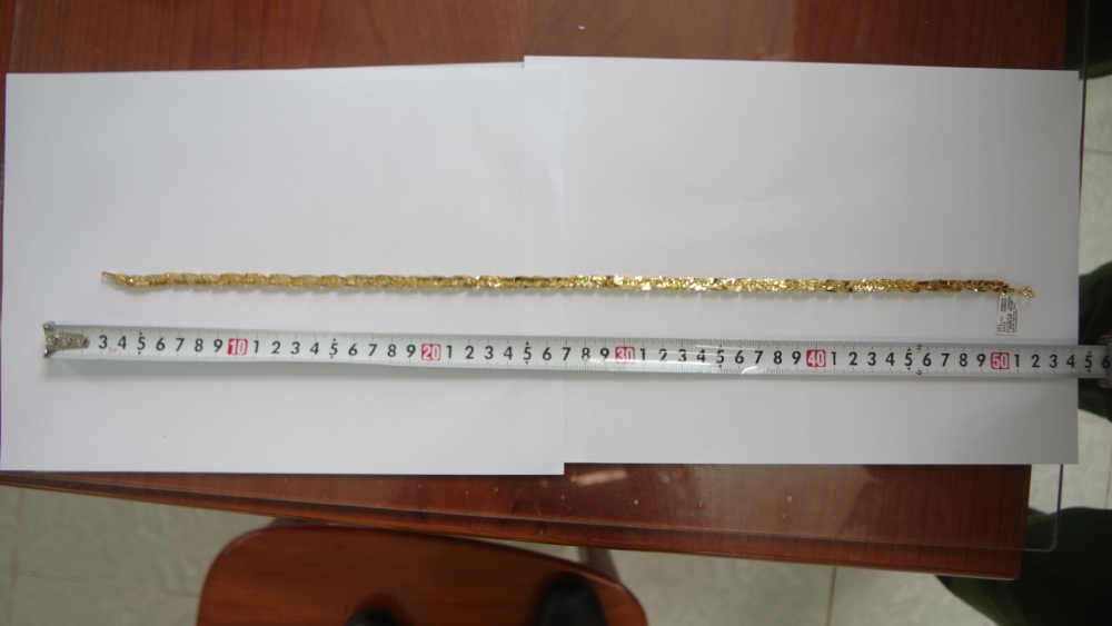 Evidence of the stolen gold necklace. Photo: Provided by the police