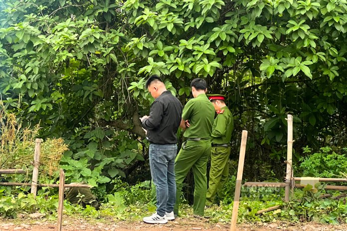 Nan nhan la nam gioi, hien chua xac dinh danh tinh, co quan chuc nang dang tien hanh dieu tra, xac minh. Anh: Dang Vu.