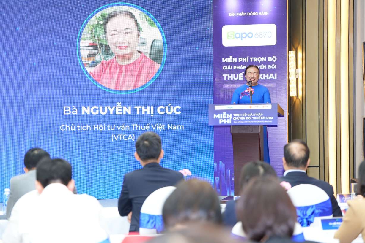 Ba Nguyen Thi Cuc – Chu tich Hoi Tu van Thue Viet Nam. Anh: Ban To chuc