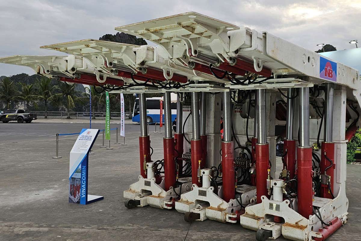 Gian chong lo cho tai 