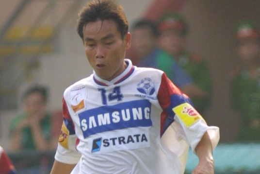 전설적인 선수 Ho Van Loi가 중병과 싸운 후 사망했습니다. 사진: Kha Hoa