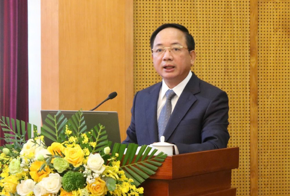 Secretary of the Party Central Committee, Head of the Central Propaganda and Mass Mobilization Commission Trinh Van Quyet emphasized ensuring that science and technology, education and training become the top national policy, the driving force for rapid and sustainable national development. Photo: Tran Vuong