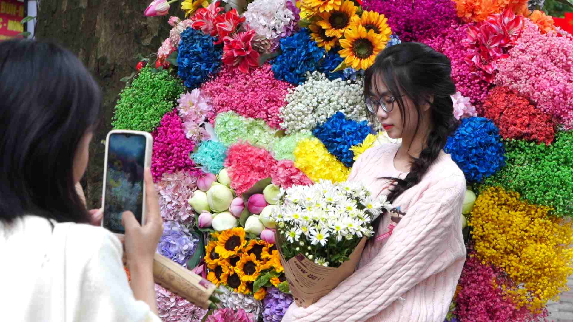 Zucchini - a beautiful flower but only comes once a year.