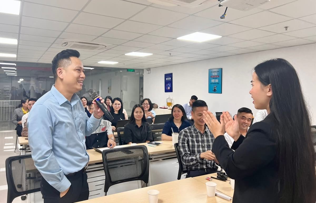 For example, leaving skills for union members, being at ease. Photo: Hai Phong Trade Union