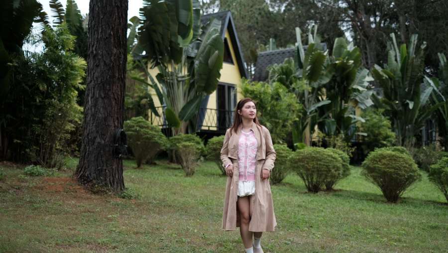 Check in tai Phoenix Moc Chau Resort. Anh: Vietravel