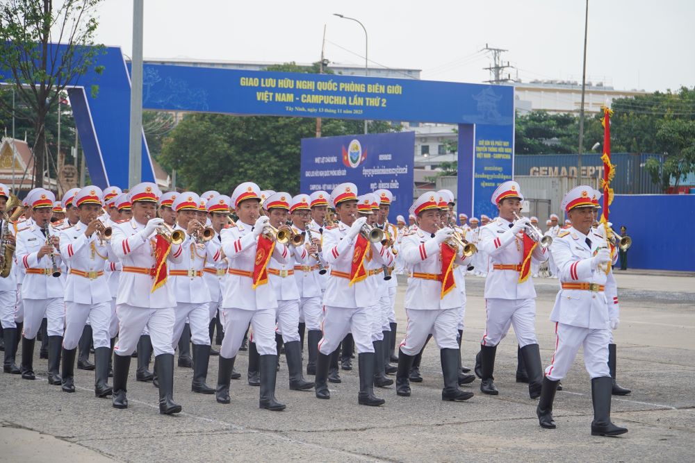 Cac luc luong tham gia tong duyet. Ảnh: Anh Tu