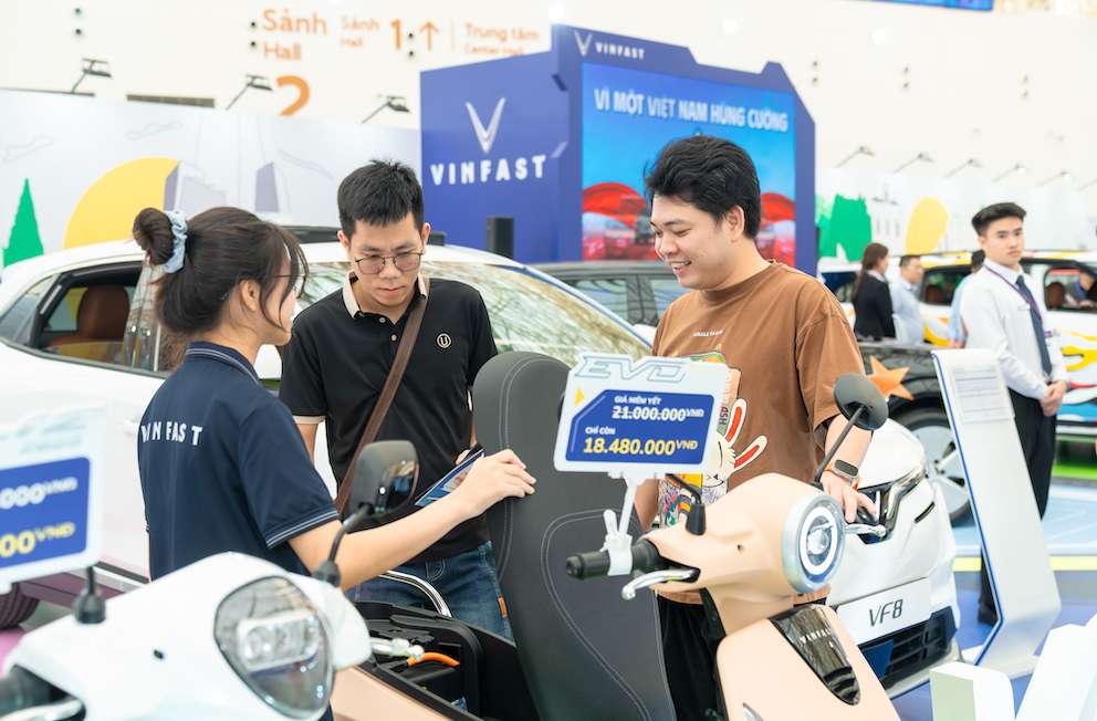 Vietnam Industry and Technology Week 2025 is held on an area of nearly 80,000m2 of Kim Quy Exhibition. Photo: Tuyet Lan