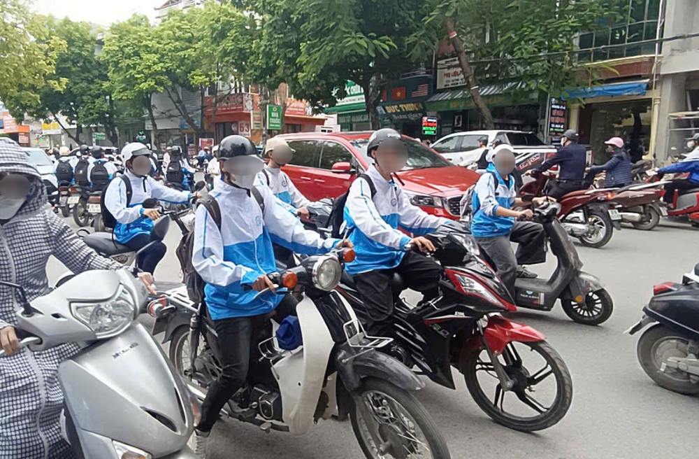 Tinh trang hoc sinh di xe may 