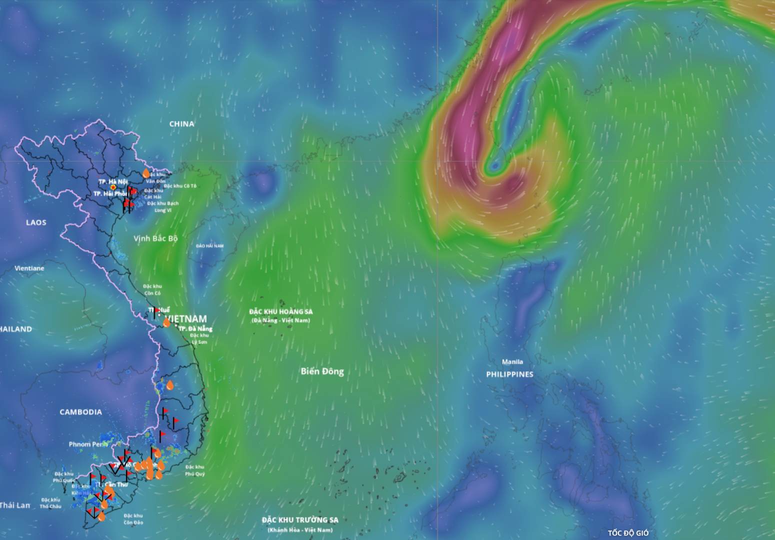 暴風雨14号が東海から出て、台湾島（中国）の南西海岸で活動中です。写真提供: ベトナム自然災害監視システム