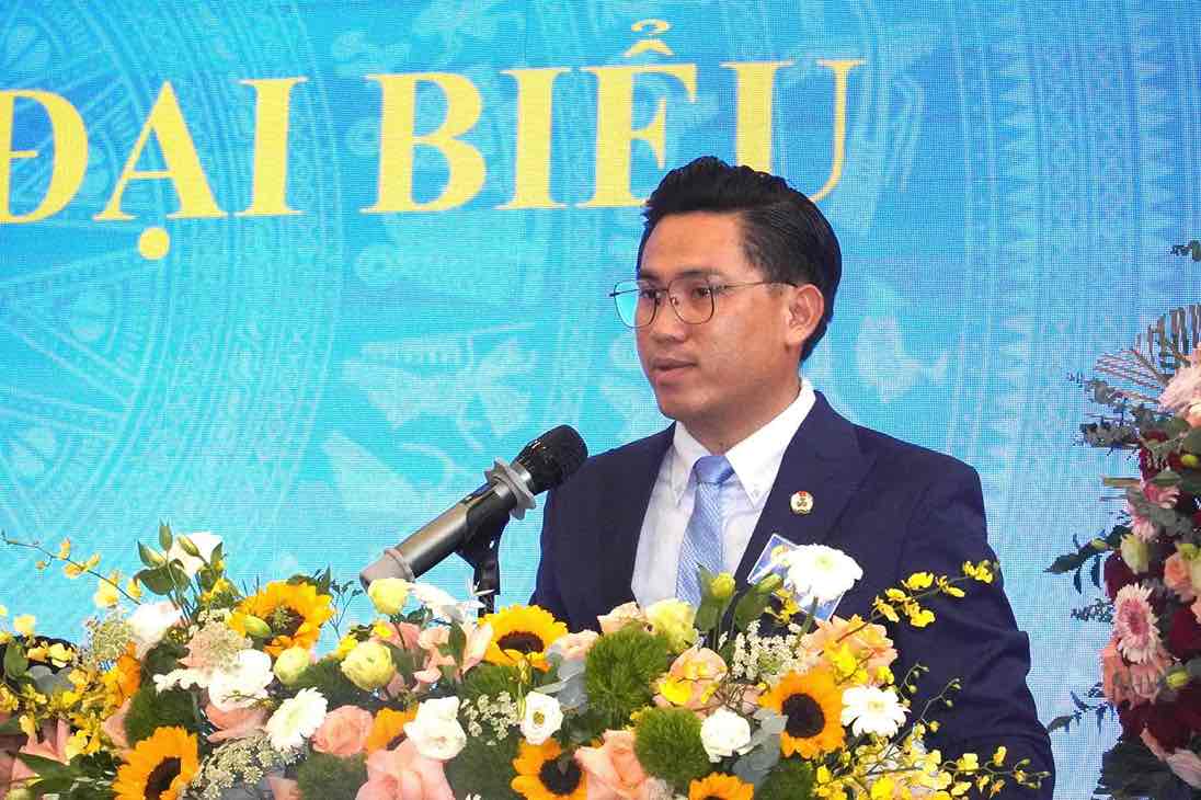 Chu tich Cong doan co so Cong ty CP DT va KD Golf Long Thanh Lai The Dong. Anh: HAC