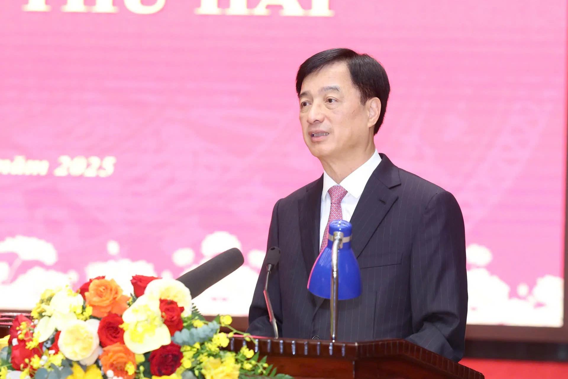 Politburo member and Secretary of the Hanoi Party Committee Nguyen Duy Ngoc delivered a concluding speech at the conference. Photo: Thanh Hai