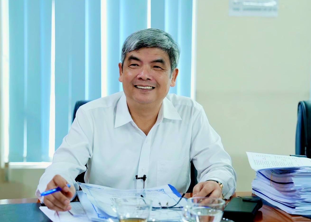 Associate Professor, Dr. Ha Huy Phuong - Senior Lecturer, Academy of Journalism and Communication. Photo: NVCC