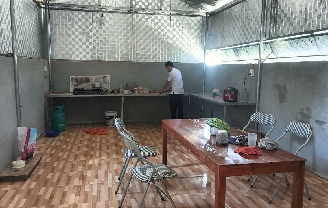 Cac can bo mien xuoi len cong tac tai xa Yen Thang duoc bo tri noi an, chon nghi khang trang, rong rai. Anh: Quach Du