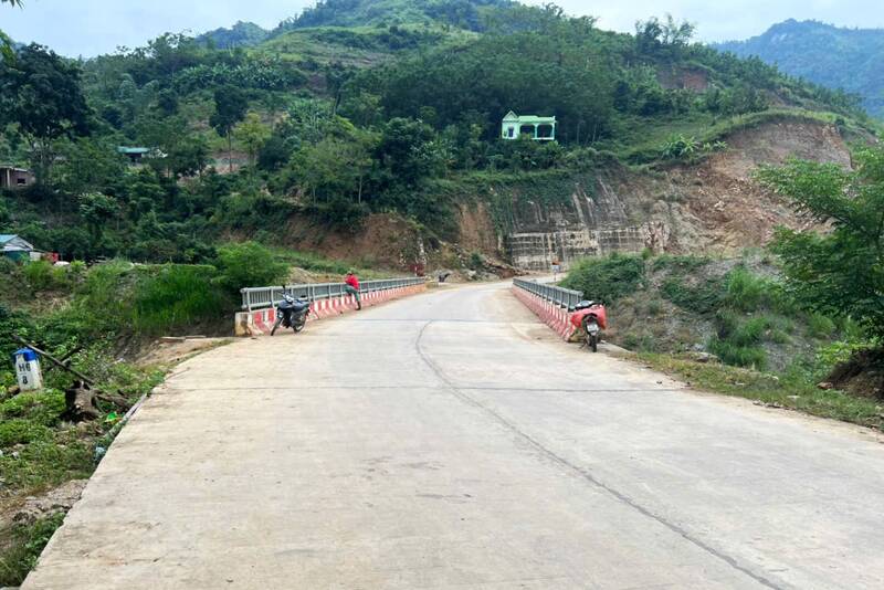 The road connecting National Highway 37 - National Highway 279D through Suoi Cai village, Pac Nga commune has been completed. Photo: Truong Son