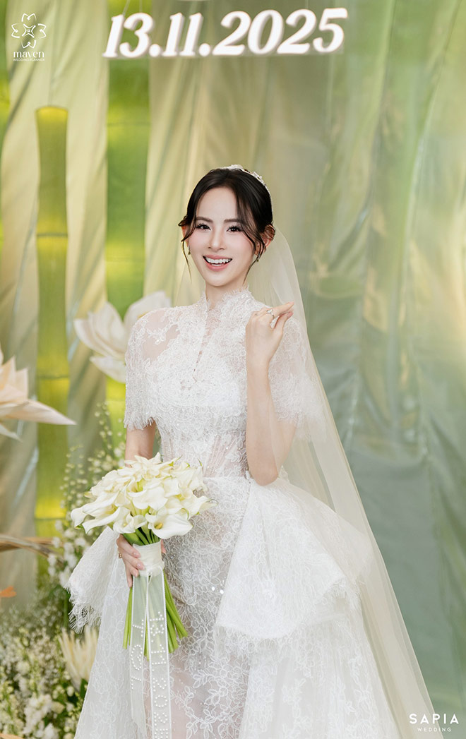 Co dau Huong Lien xinh dep trong ngay trong dai. Anh: Maven Wedding Planner