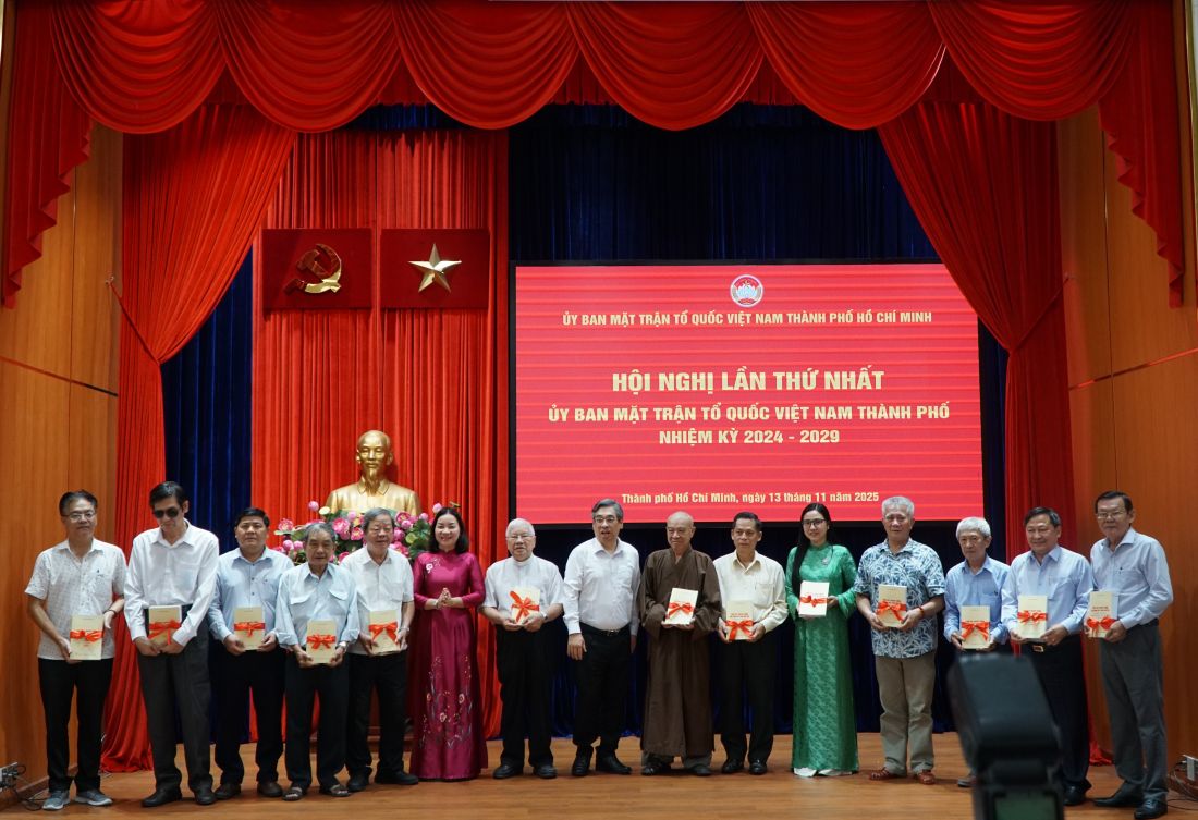 El 13 de noviembre el Comite del Frente de la Patria (MTTQ) de Vietnam Ciudad Ho Chi Minh organizo la I Conferencia para el mandato 2024 - 2029. Foto: Thanh Chan
