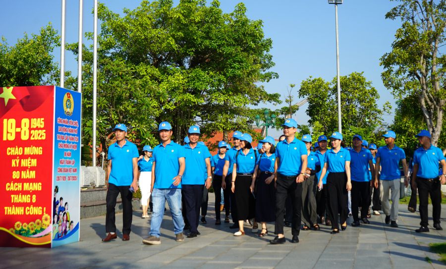 ハイフォン市労働連盟が主催するジョブコンサルティングフェスティバルには数万人の労働者が参加すると予想されている。写真: マイ・ドゥン