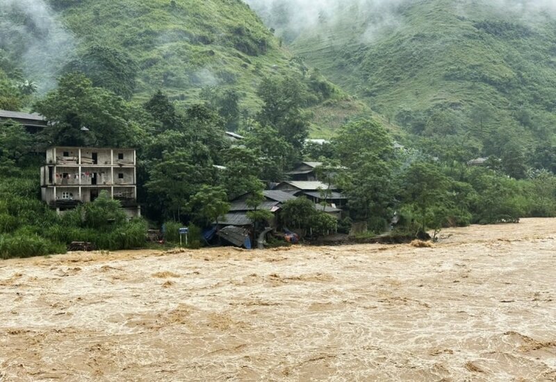 Weather forecast for heavy rain due to the influence of cold air. Photo: Ha Linh
