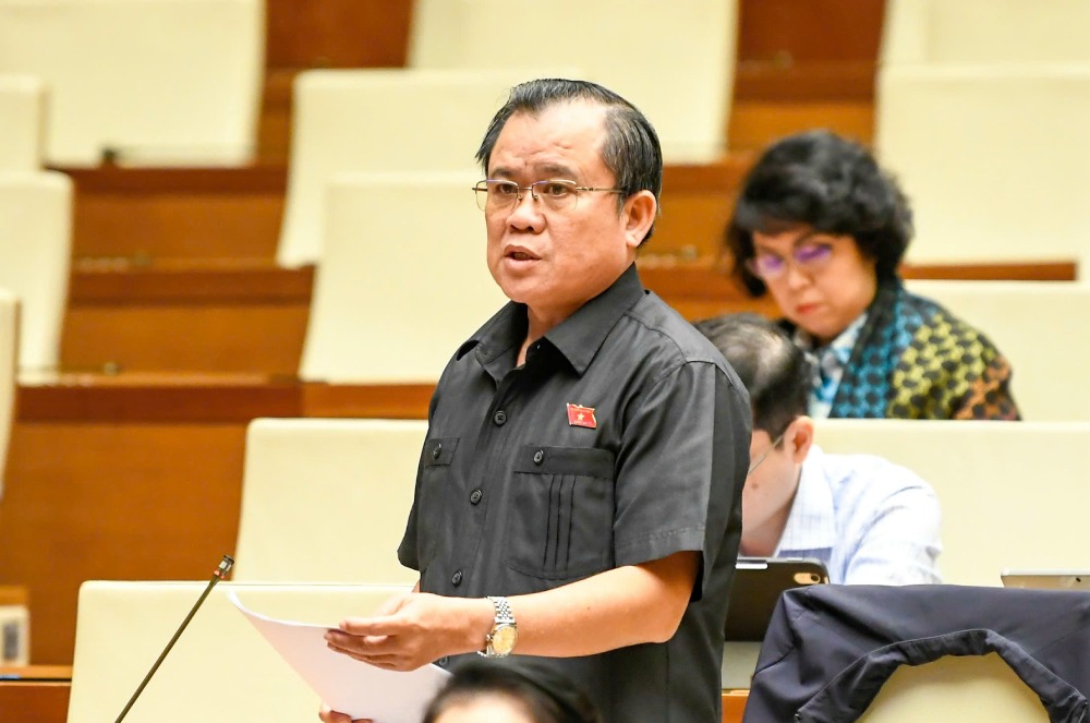 Dai bieu Quoc hoi Nguyen Tam Hung. Anh: Pham Dong