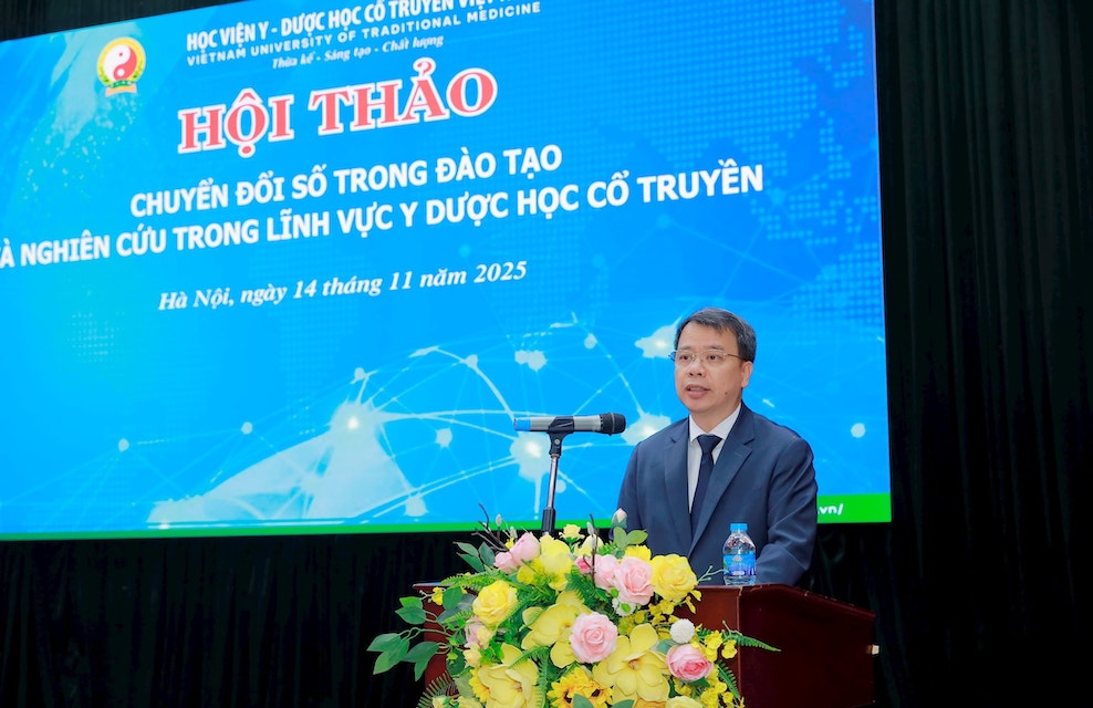 PGS.TS Nguyen Quoc Huy, Giam doc Hoc vien Y – Duoc hoc co truyen Viet Nam phat bieu tai Hoi thao. Anh: Hoc vien cung cap