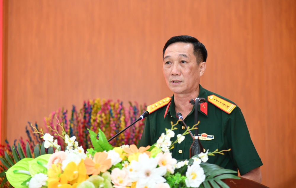 Dai ta Cao Minh Tam, Pho Chinh uy Bo CHQS tinh, Pho Truong ban Thuong truc Ban to chuc cac hoat dong “Tet Quan dan” tinh An Giang phat bieu tai buoi le. Anh: Phuong Vu