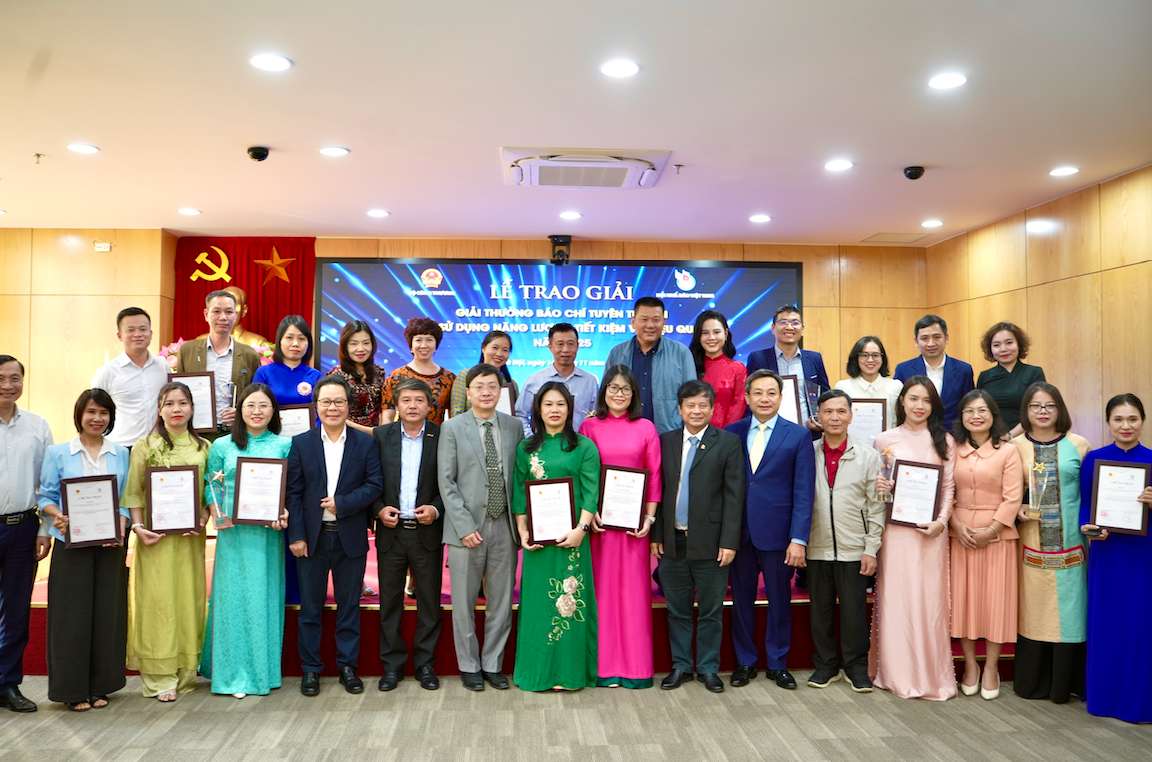 Ban to chuc nhan duoc gan 500 tac pham du thi. Anh: BCT