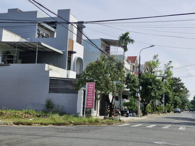 The segment of land and townhouses in Da Nang is flourishing. Photo: Thu Giang