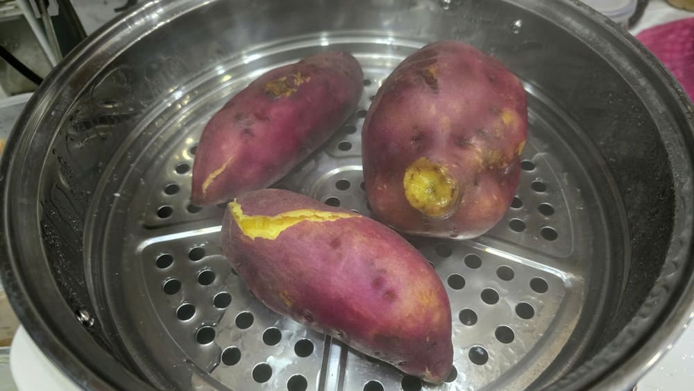 Properly growing sweet potatoes will help achieve a sticky, sweet taste. Photo: Tuan Dat