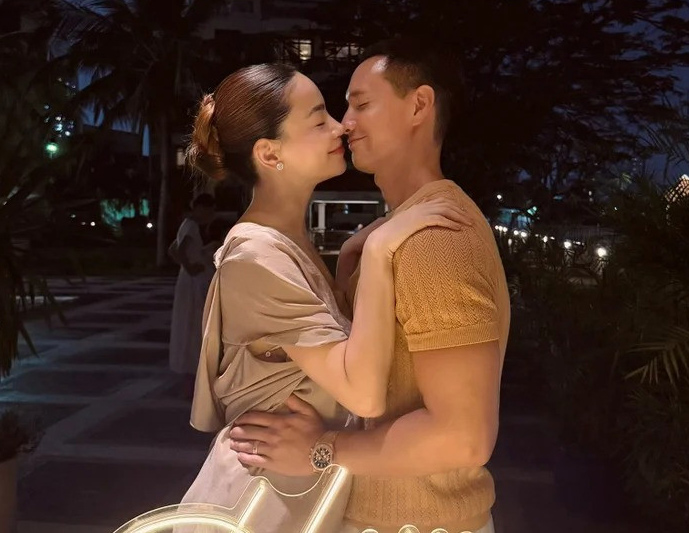 Ho Ngoc Ha va Kim Ly. Anh cat tu video