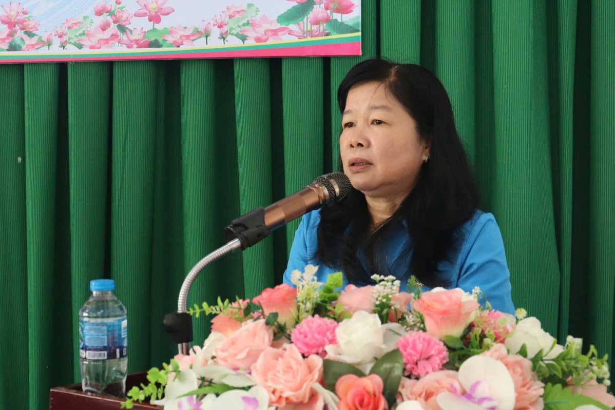 Ba Huynh Thi Tuyet Vui - Chu tich LDLD tinh Dong Thap phat bieu chi dao. Anh: Luu Hung