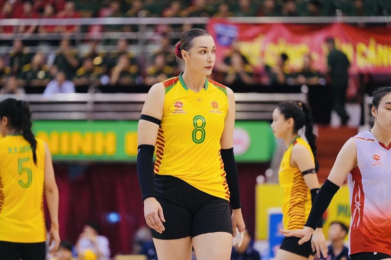 全国バレーボール選手権では外国人選手が依然として注目されている。写真：VFV