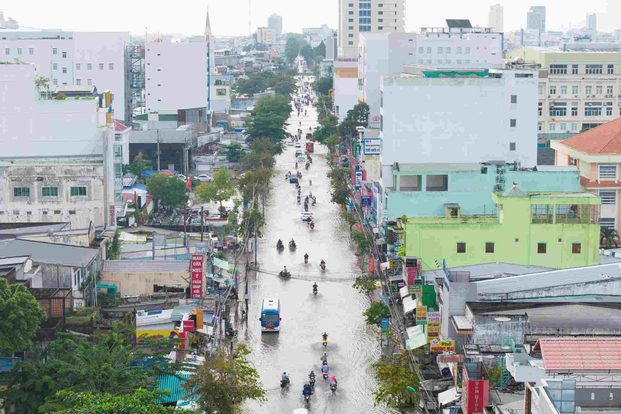 National Highway 91 is also heavily flooded. Photo: Ta Quang