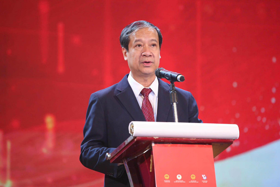 Bo truong Bo GDDT Nguyen Kim Son. Anh: Ban to chuc