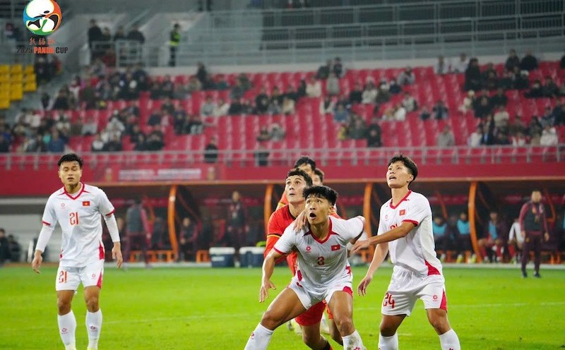 Trực Tiếp Bóng Đá Hôm Nay - Xem Ngay, Nhận Định Sâu Sắc!