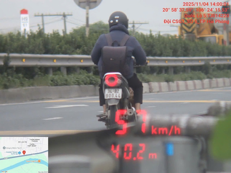 Motorcycle owners were fined in Hai Phong. Photo: Hai Phong Police