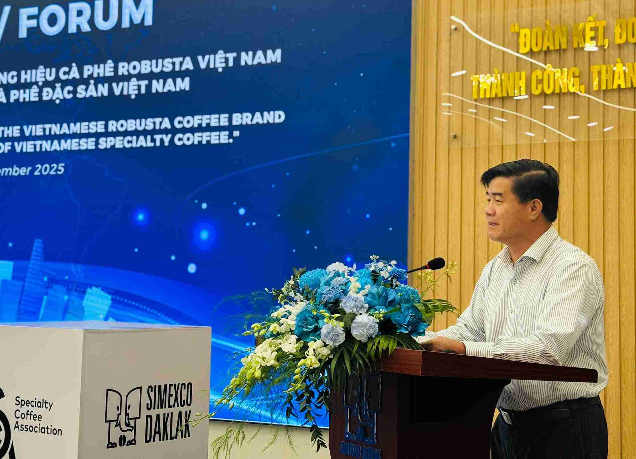 Ong Nguyen Thien Van - Pho Chu tich UBND tinh Dak Lak dat nhieu ky vong vao thuong hieu ca phe cua dia phuong trong tuong lai. Anh: Bao Trung