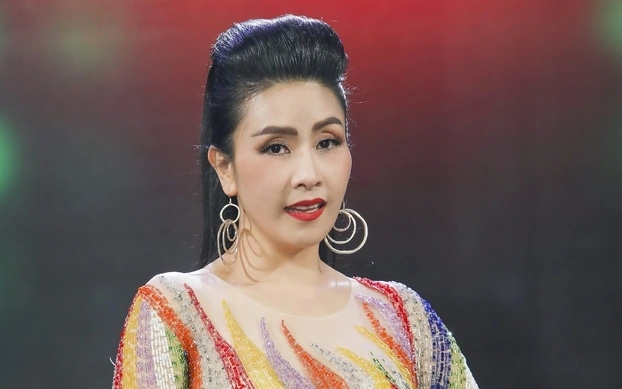 Nghe si Kieu Oanh. Anh: Jet cung cap.