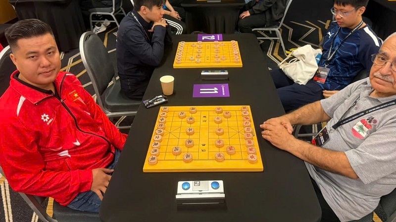 Lai Ly Huynh n'est qu'a la 4e place dans l'epreuve de tir a l'arc de l'epreuve de tir a l'arc des Jeux asiatiques 2025. Photo : Federation vietnamienne de tir a l'arc