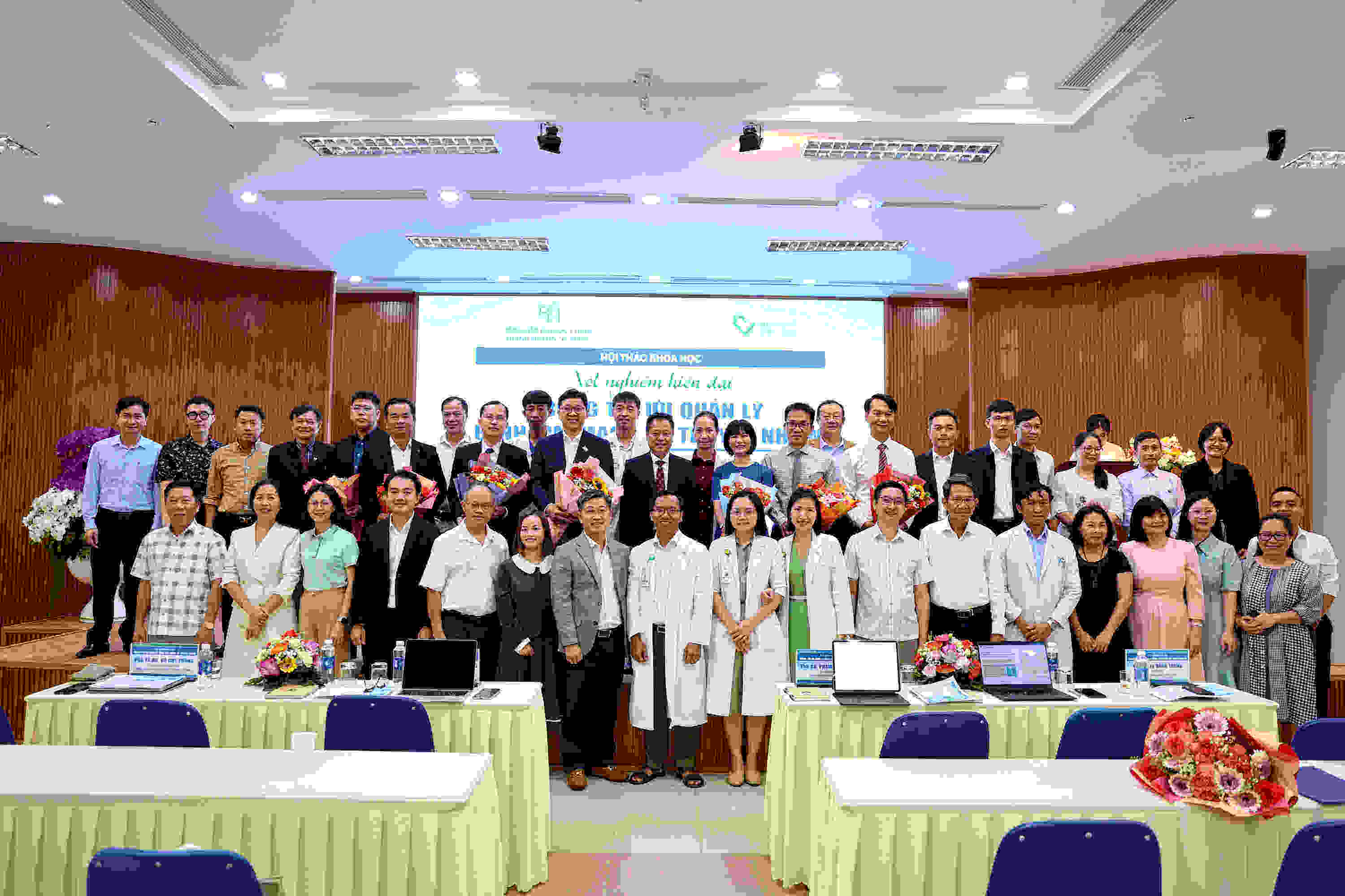 The close cooperation between the two units opens up opportunities for better health care for local people. Photo: Bao Trung