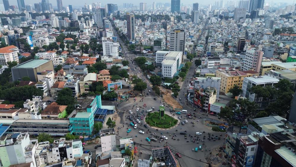 Du kien cong tac di doi ha tang ky thuat se hoan thanh cuoi nam 2025, chuan bi cho viec khoi cong metro so 2 dau nam 2026. Ảnh: Anh Tu