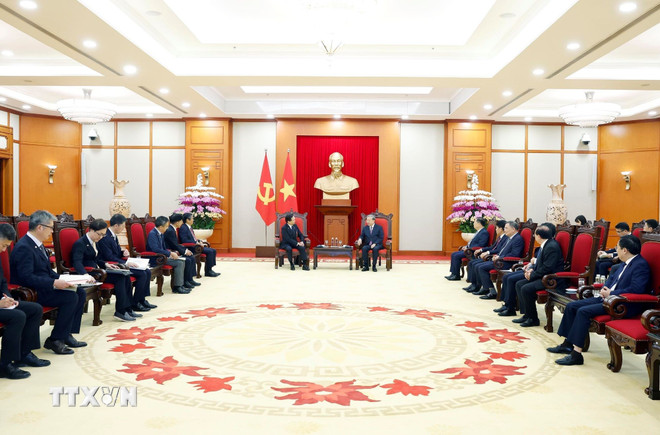 General Secretary To Lam received Governor of Kanagawa Prefecture (Japan) Kuroiwa Yuji. Photo: VNA