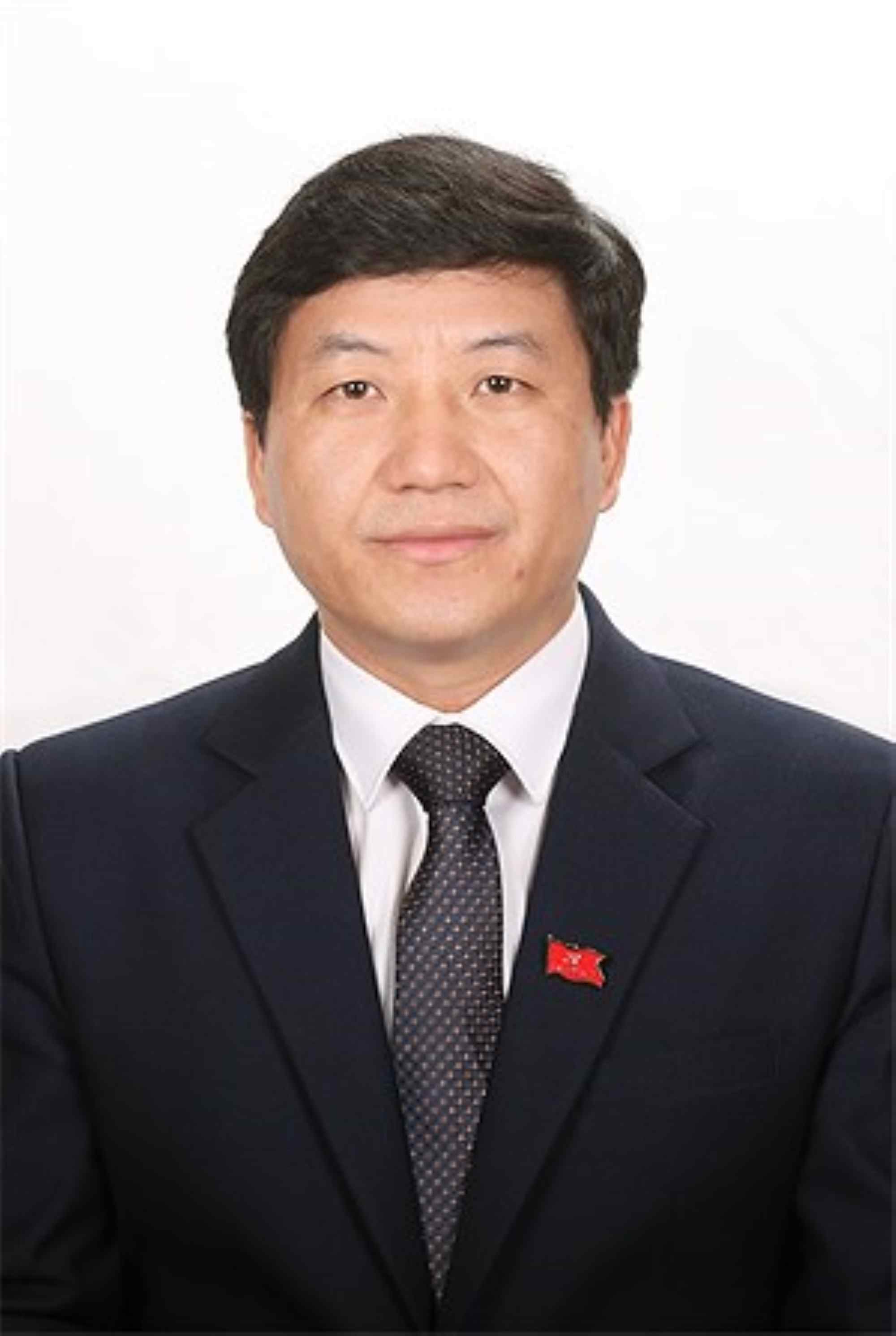 Ong Mua A Vang - Uy vien du khuyet BCH Trung uong Dang - Pho Bi thu Tinh uy, Chu tich UB MTTQ Viet Nam tinh Dien Bien. Anh:MTTQVN tinh Dien Bien