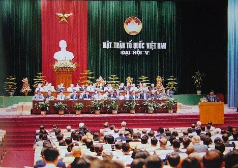 Dai hoi Mat tran To quoc Viet Nam lan thu V (Nhiem ky 1999 - 2004).