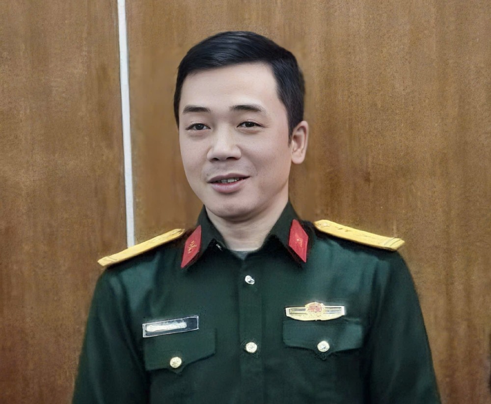 Trung ta, nhac si Do Bao duoc bo nhiem Giam doc Dan nhac giao huong quan doi. Anh: Quoc Long.