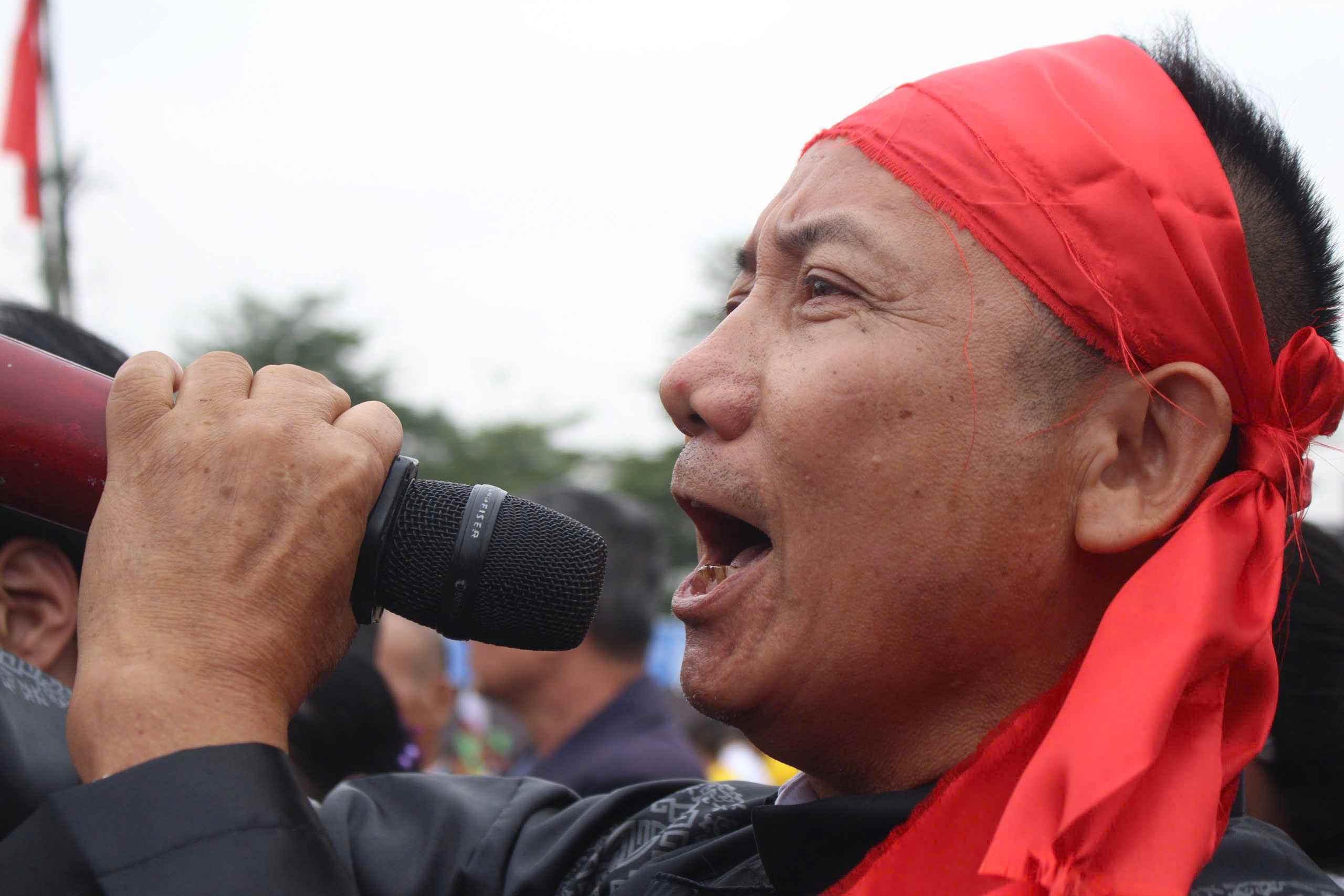 Näbbdragningen i byn Xuan Lai (Da Phuc kommun, Hanoi) är mycket intressant och unik. Det kallas