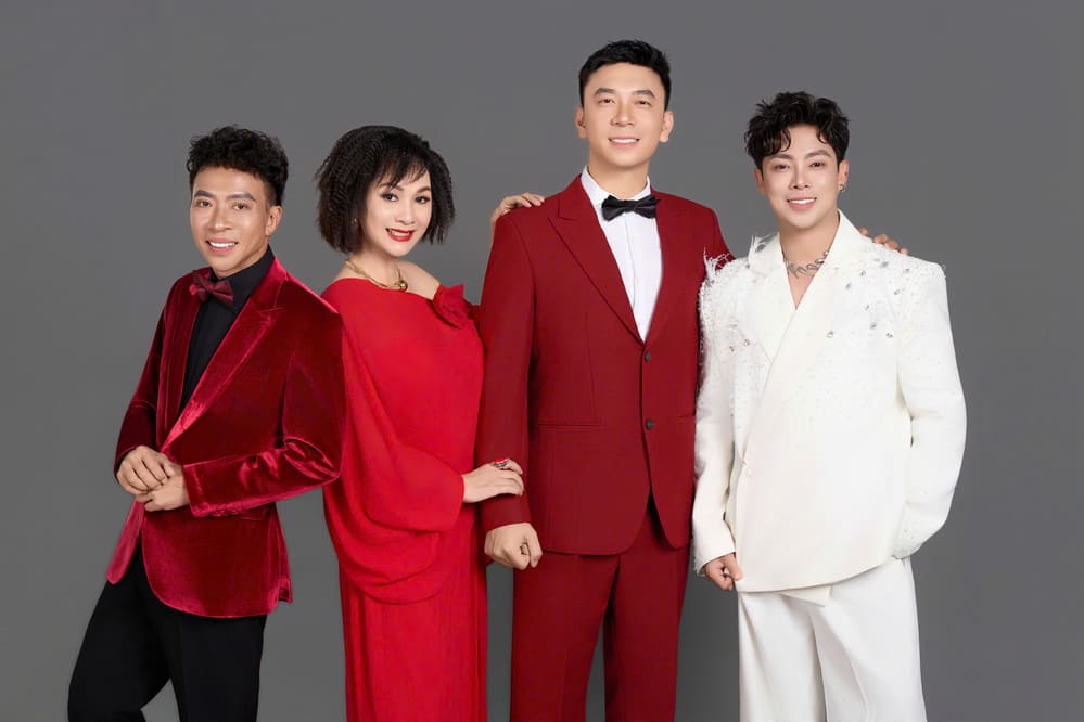 Vietnamese stars participated in the special music program - "The Season of Love". Photo: Organizing Committee