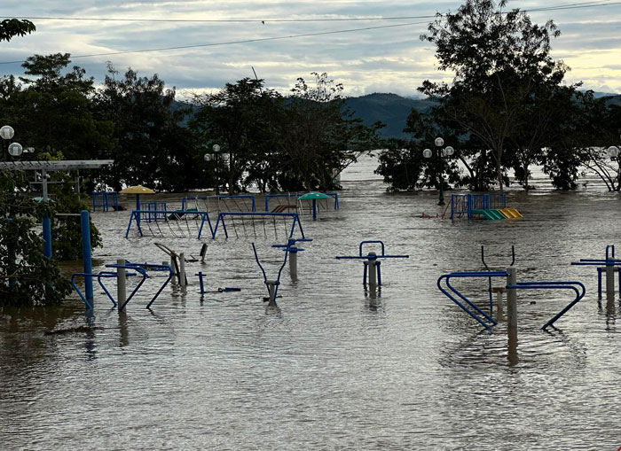 The rain and floods caused severe flooding in the downstream area of the Ba River. Photo: Thanh Tuan
