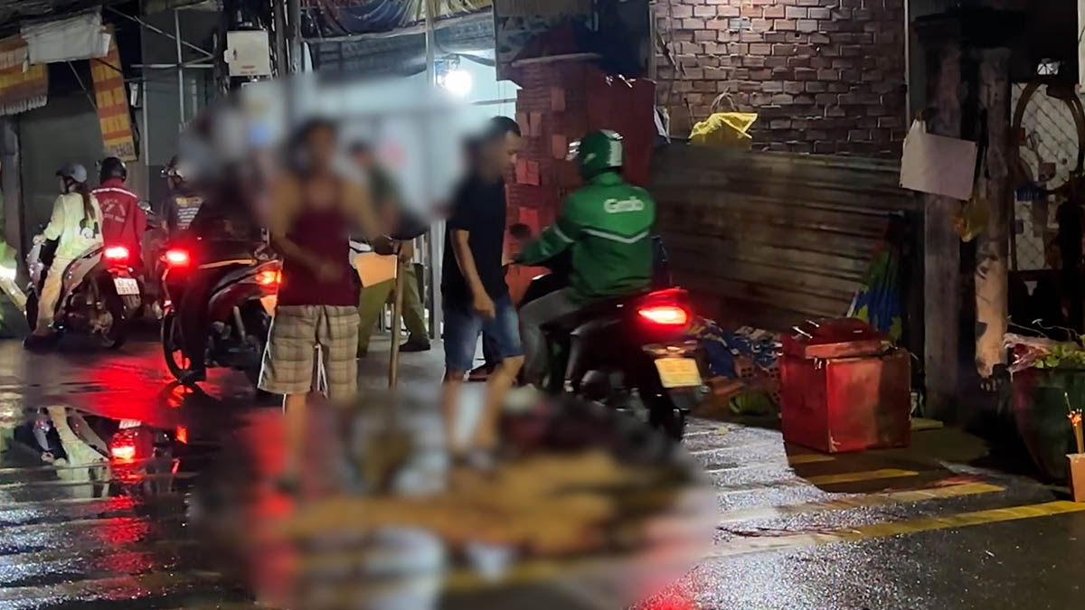 The scene of the fight in Ho Chi Minh City that left 1 person dead and 1 person injured. Photo: Dinh Trong