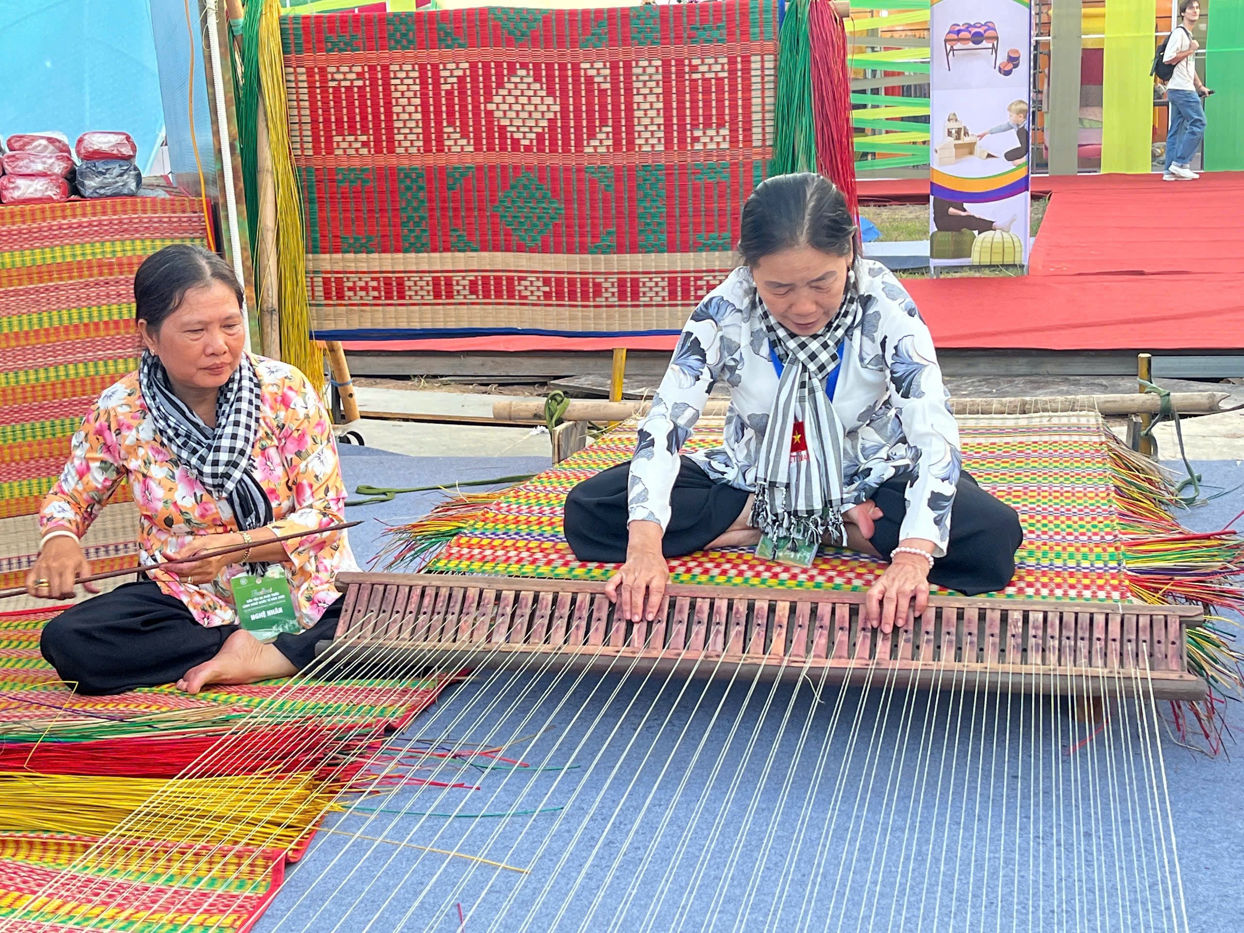 Trai nghiem nghe det chieu truyen thong. Anh: Le Tuyen